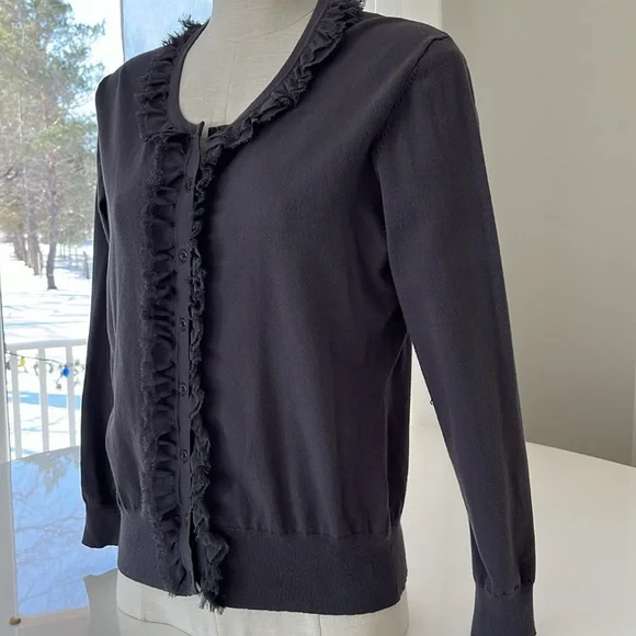 Unbranded button down cardigan with ruffled edge size small - Picture 2 of 3